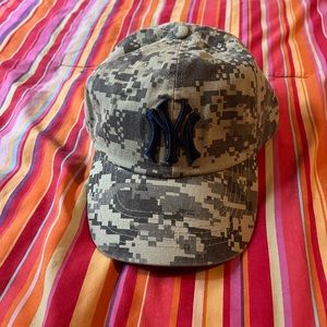 Vintage New York Yankees cameo /Budweiser hat